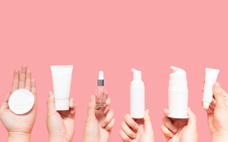 Skincare,Routine,Step,For,Healthy,Skin,-,Woman,Hands,Holding